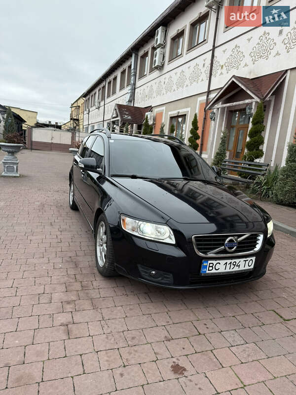 Универсал Volvo V50 2010 в Стрые
