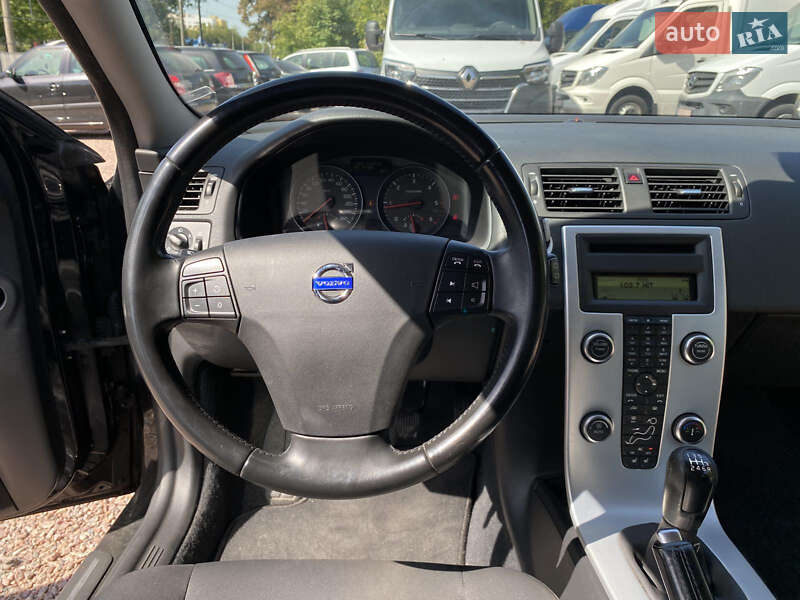 Универсал Volvo V50 2012 в Ровно