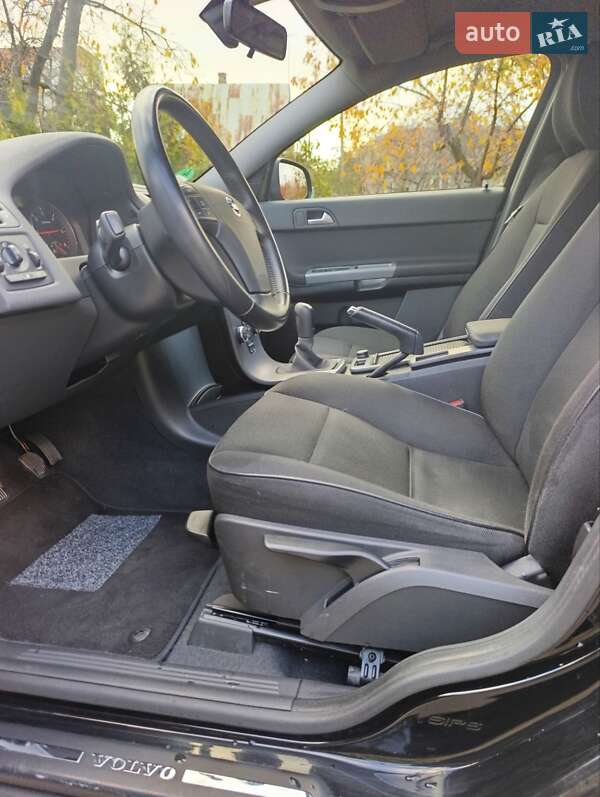 Универсал Volvo V50 2011 в Луцке