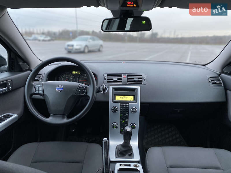 Универсал Volvo V50 2010 в Ровно