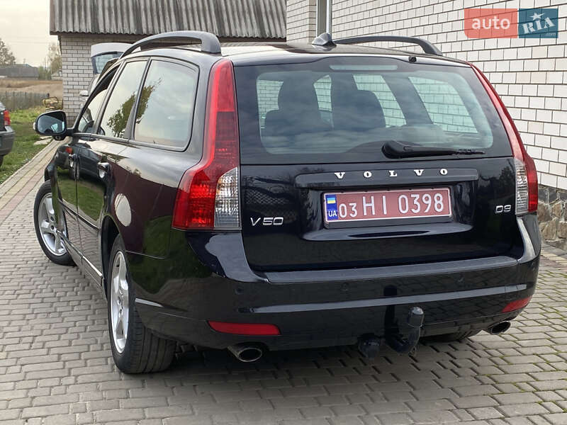 Универсал Volvo V50 2010 в Луцке