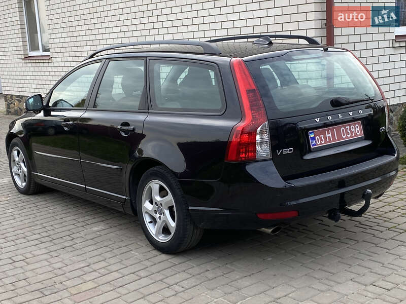 Универсал Volvo V50 2010 в Луцке