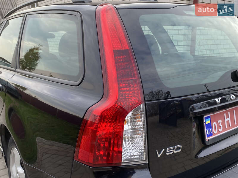 Универсал Volvo V50 2010 в Луцке