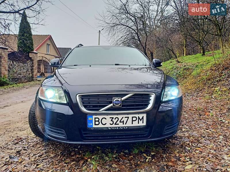Volvo V50 2010