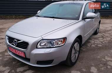 Універсал Volvo V50 2010 в Тернополі