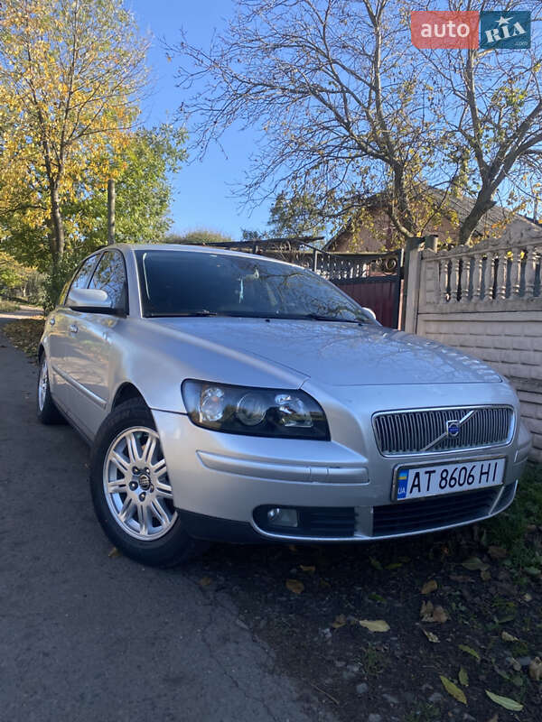 Volvo V50 2005