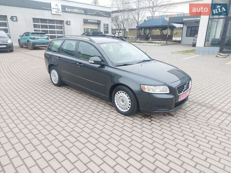 Volvo V50 2010 Volvo V50 2010