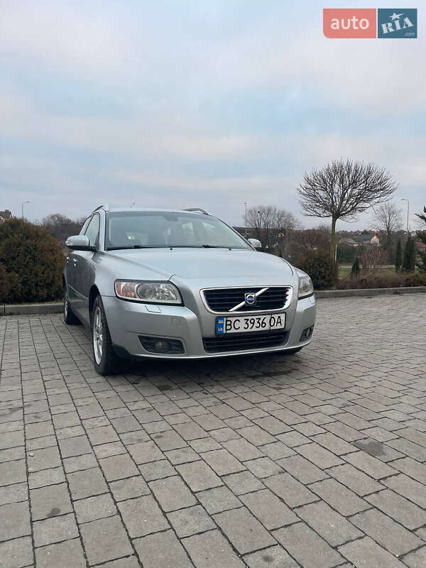 Универсал Volvo V50 2008 в Львове