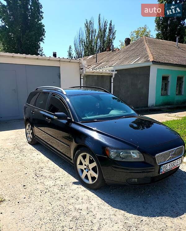 Volvo V50 2004