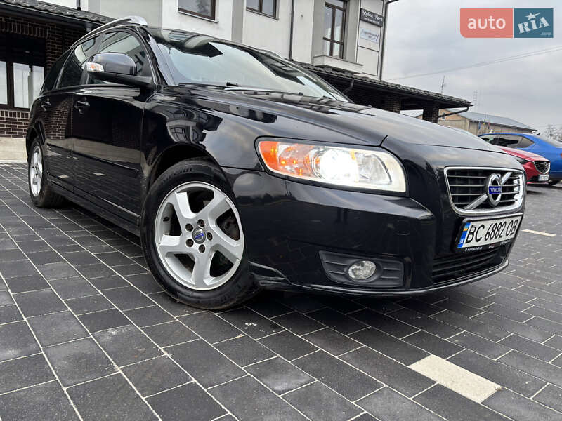 Универсал Volvo V50 2012 в Львове