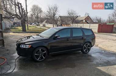 Универсал Volvo V50 2010 в Харькове
