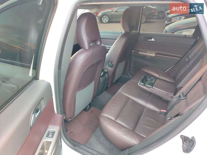 Универсал Volvo V50 2012 в Киеве