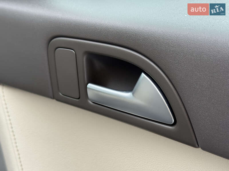 Універсал Volvo V50 2011 в Стрию фото 85 Універсал Volvo V50 2011 в Стрию