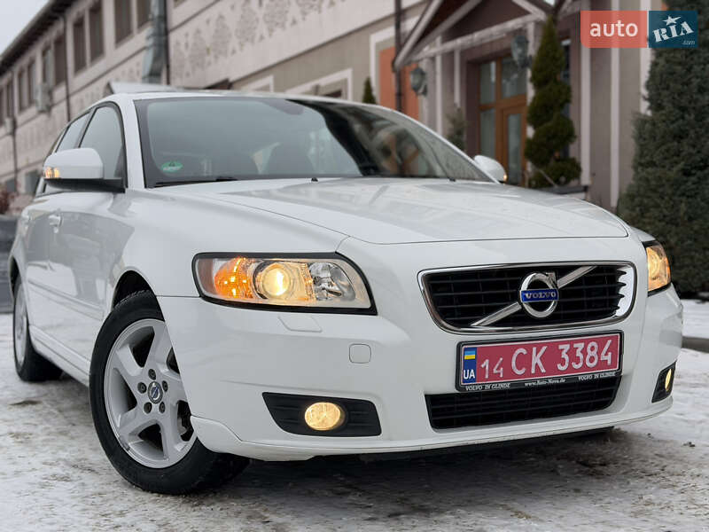 Універсал Volvo V50 2011 в Стрию