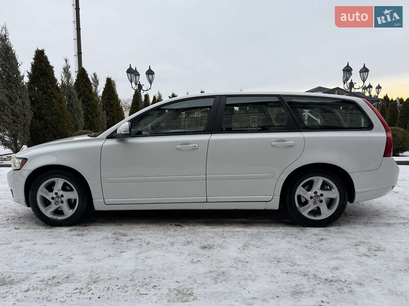Універсал Volvo V50 2011 в Стрию