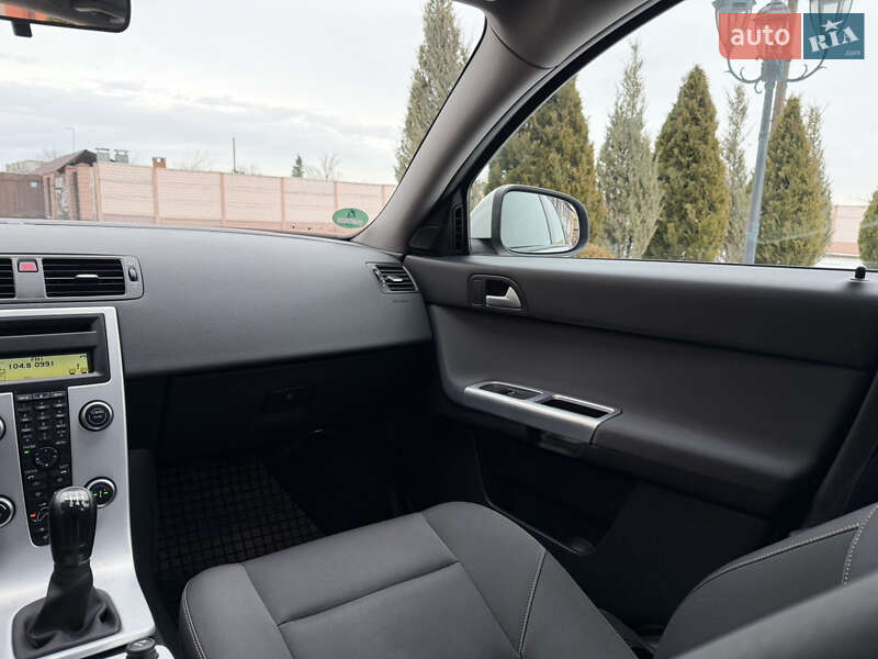 Універсал Volvo V50 2011 в Стрию