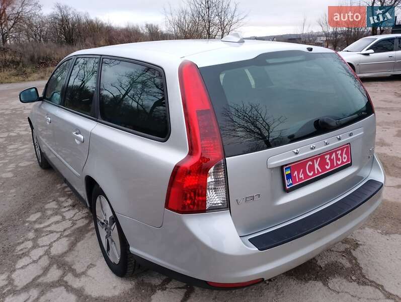 Універсал Volvo V50 2010 в Тернополі фото 7 Універсал Volvo V50 2010 в Тернополі