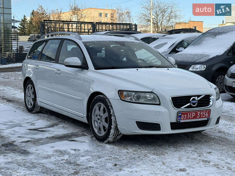 Універсал Volvo V50 2012 в Рівному