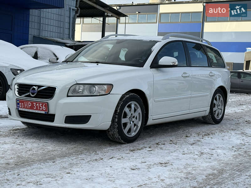 Універсал Volvo V50 2012 в Рівному