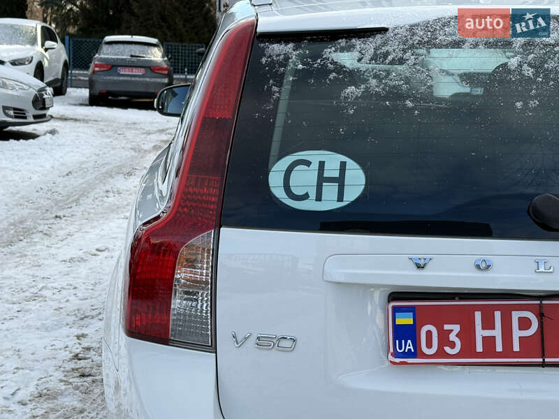 Універсал Volvo V50 2012 в Рівному