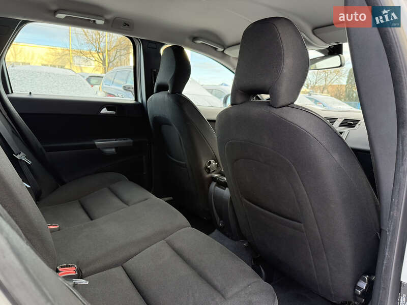 Універсал Volvo V50 2012 в Рівному