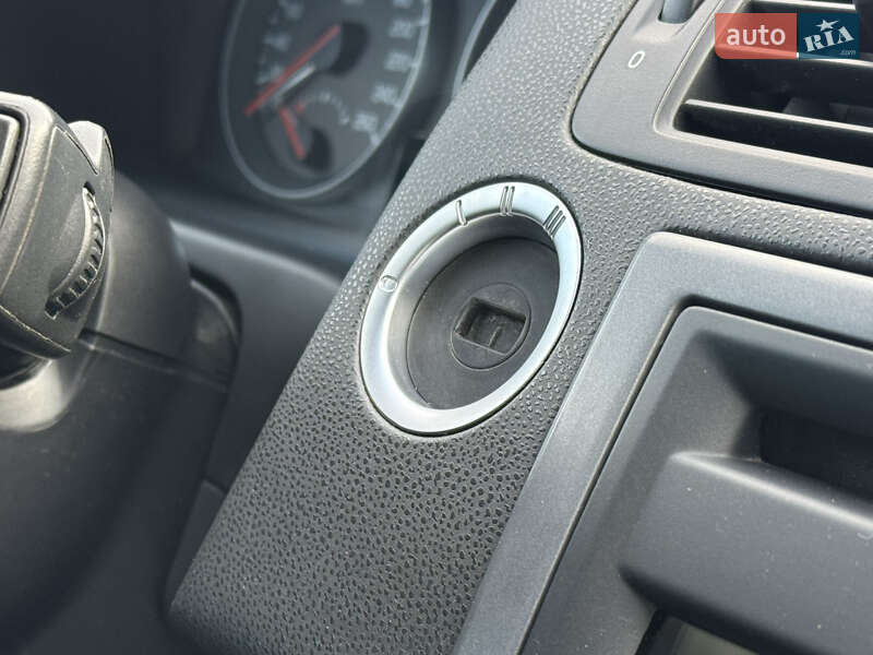 Універсал Volvo V50 2012 в Рівному