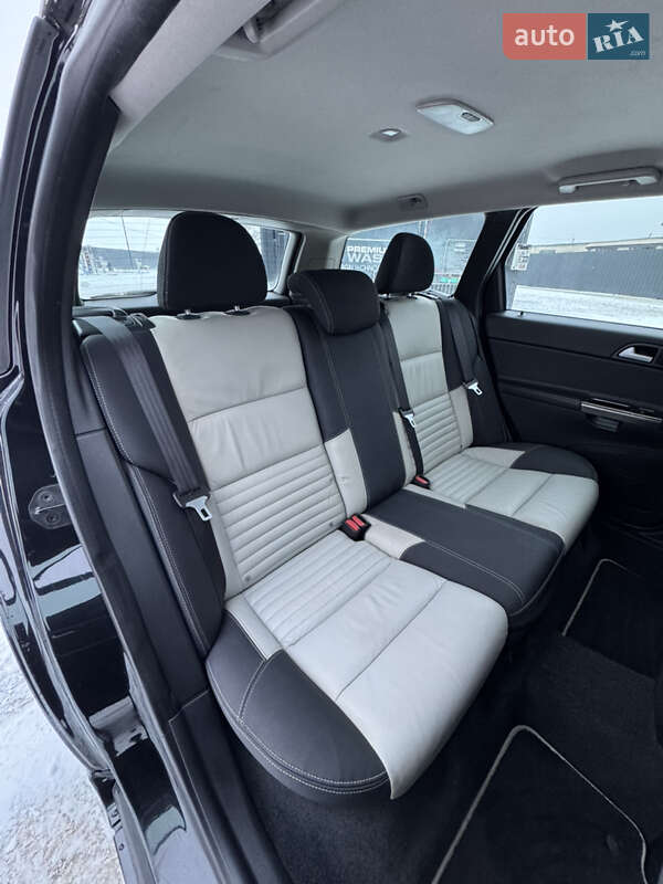 Универсал Volvo V50 2011 в Луцке