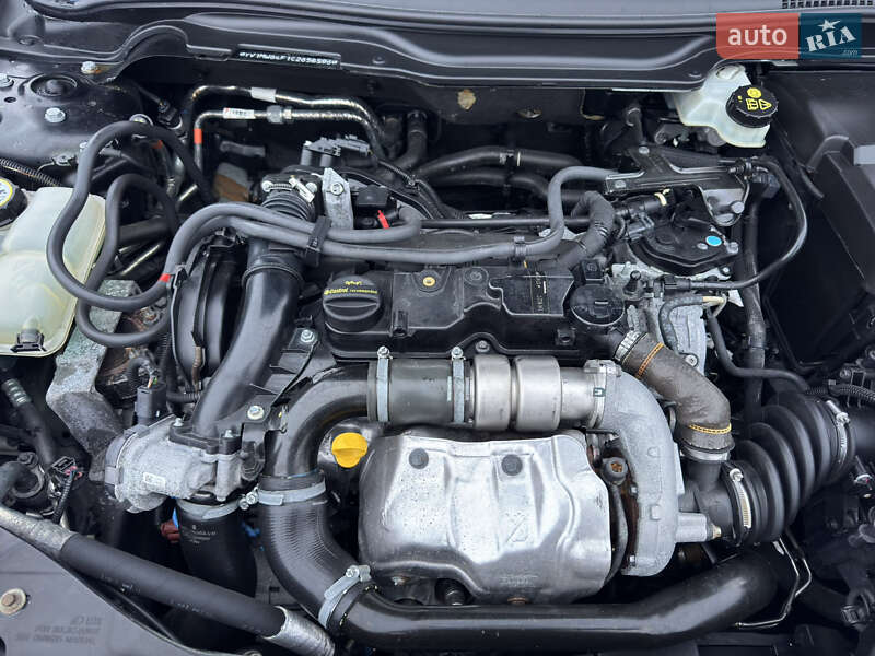 Универсал Volvo V50 2011 в Луцке