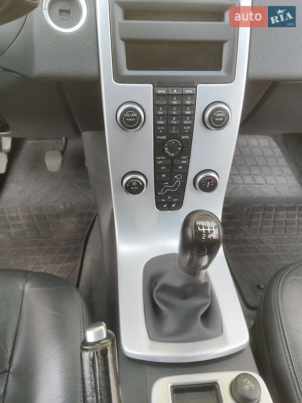 Универсал Volvo V50 2011 в Кременчуге фото 22 Универсал Volvo V50 2011 в Кременчуге