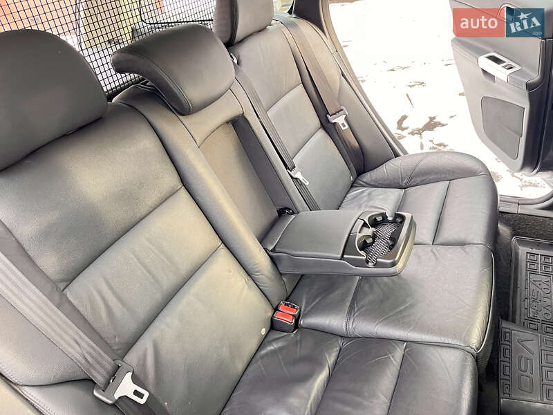 Универсал Volvo V50 2011 в Малине фото 12 Универсал Volvo V50 2011 в Малине