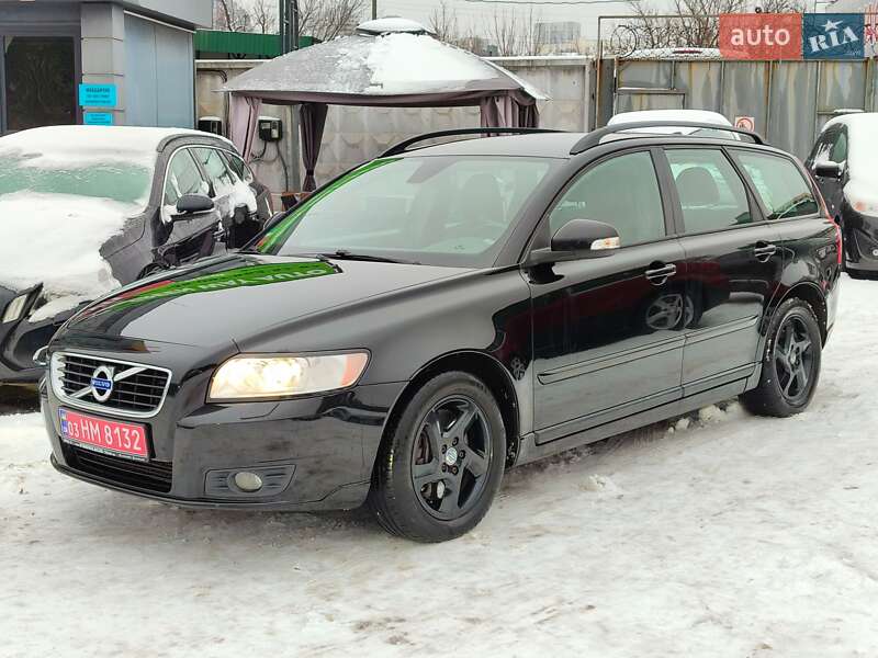 Универсал Volvo V50 2011 в Киеве фото 52 Универсал Volvo V50 2011 в Киеве