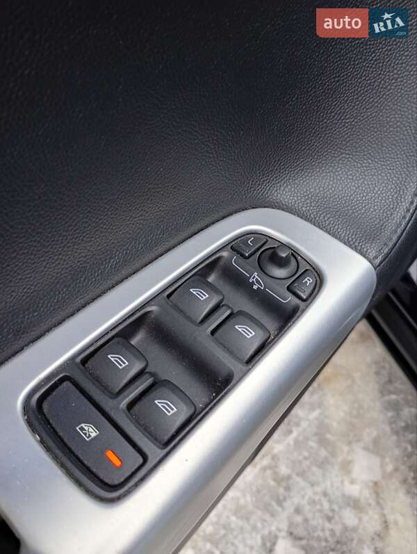 Універсал Volvo V50 2010 в Києві