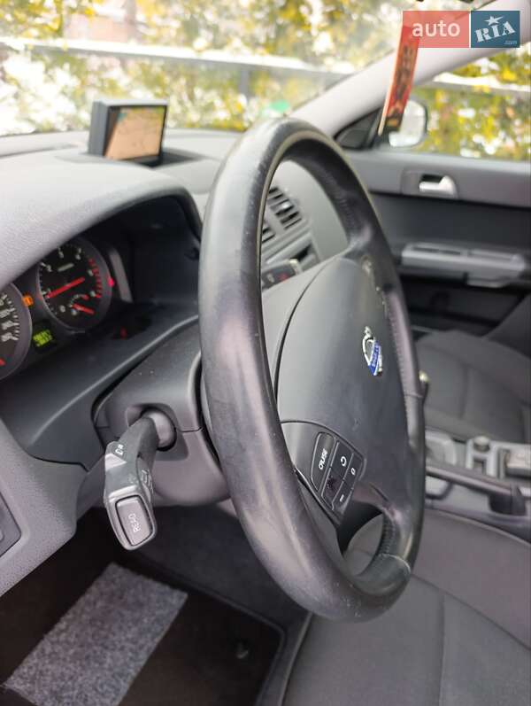 Универсал Volvo V50 2011 в Луцке