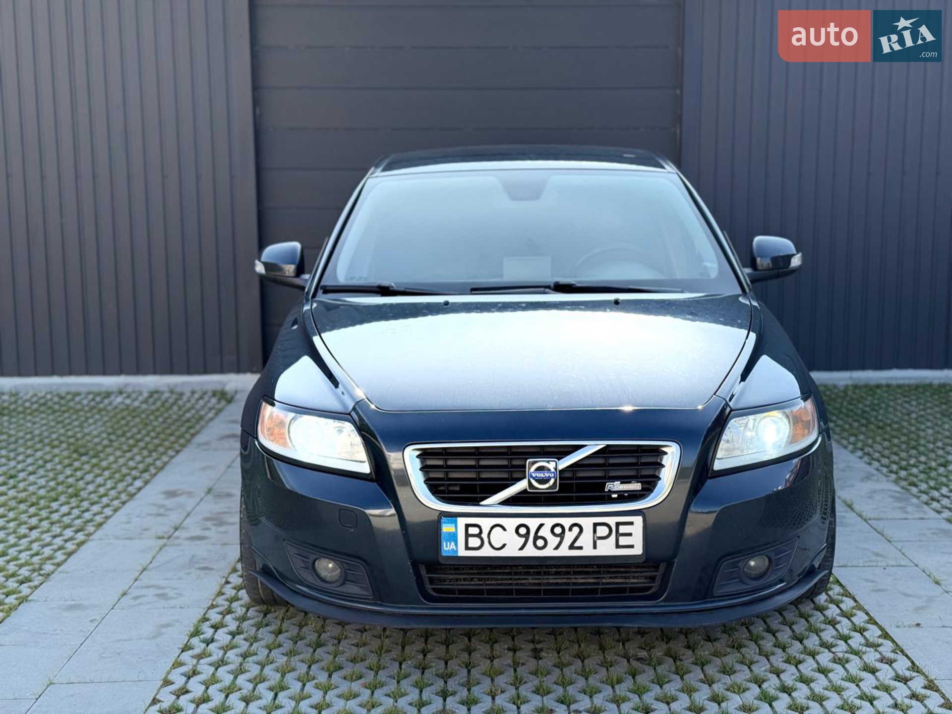 2010 Volvo V50 - мініатюра 2