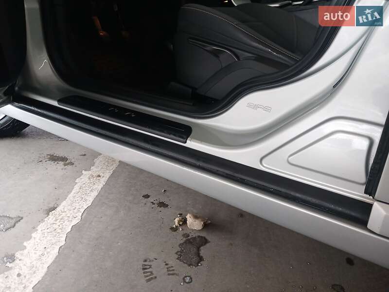 Универсал Volvo V50 2010 в Николаеве