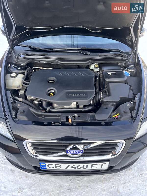 Универсал Volvo V50 2011 в Нежине