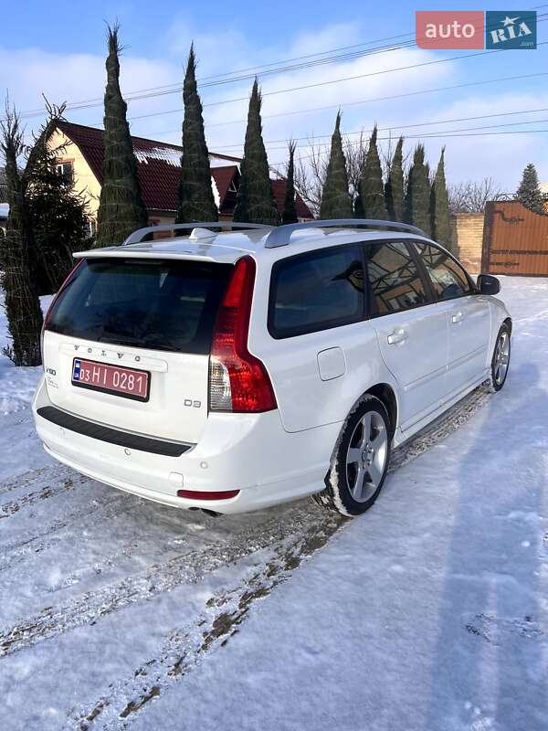 Универсал Volvo V50 2012 в Нежине