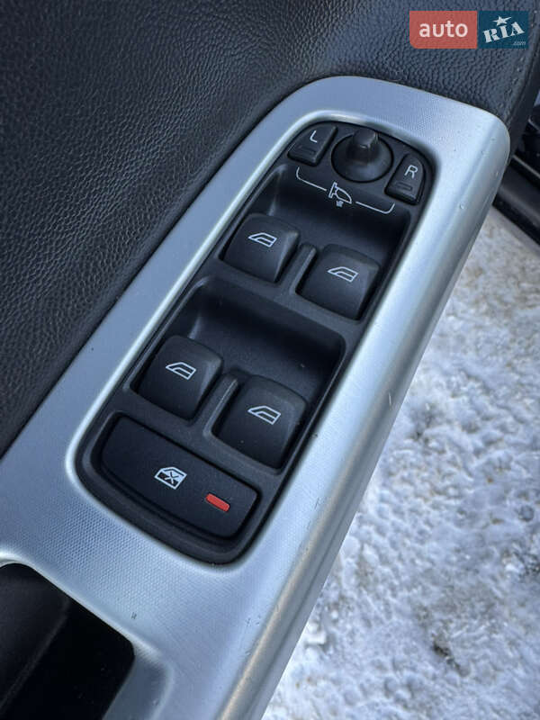 Универсал Volvo V50 2011 в Луцке