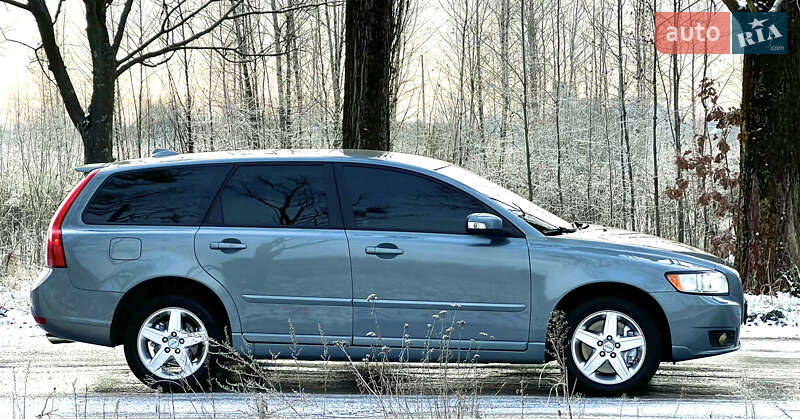 Универсал Volvo V50 2009 в Житомире