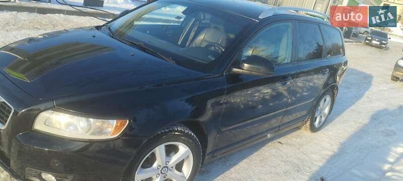 Универсал Volvo V50 2011 в Баре