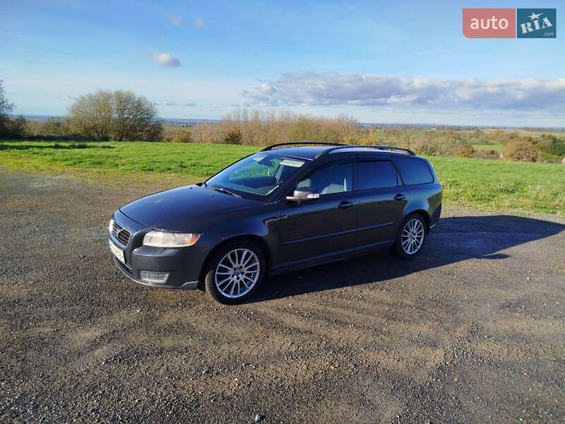 Универсал Volvo V50 2009 в Киеве фото 2 Универсал Volvo V50 2009 в Киеве