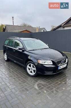 Універсал Volvo V50 2010 в Костопілі