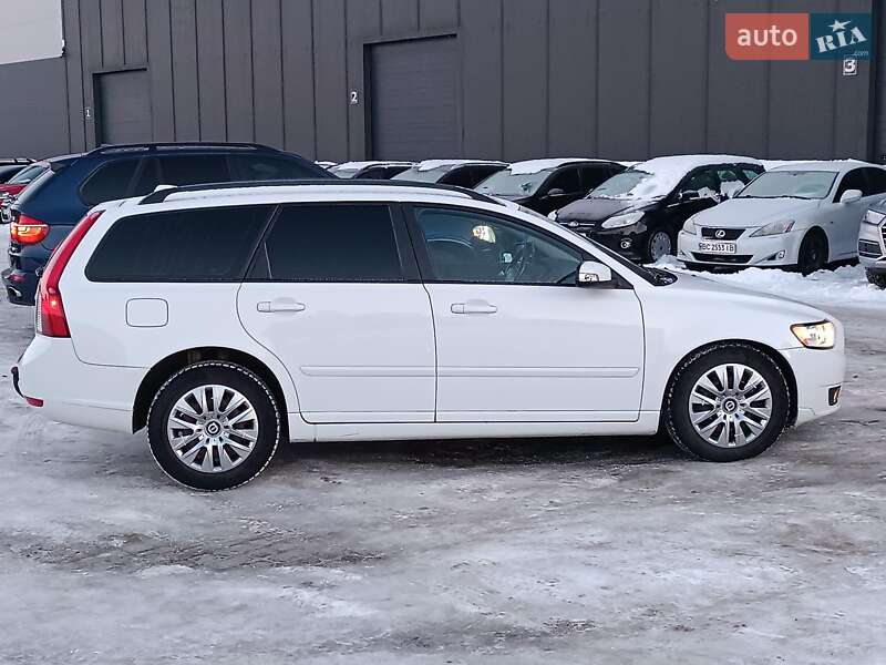 Универсал Volvo V50 2009 в Львове