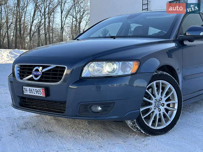 Универсал Volvo V50 2011 в Луцке фото 3 Универсал Volvo V50 2011 в Луцке