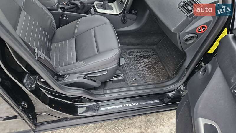 Универсал Volvo V50 2006 в Тернополе фото 24 Универсал Volvo V50 2006 в Тернополе