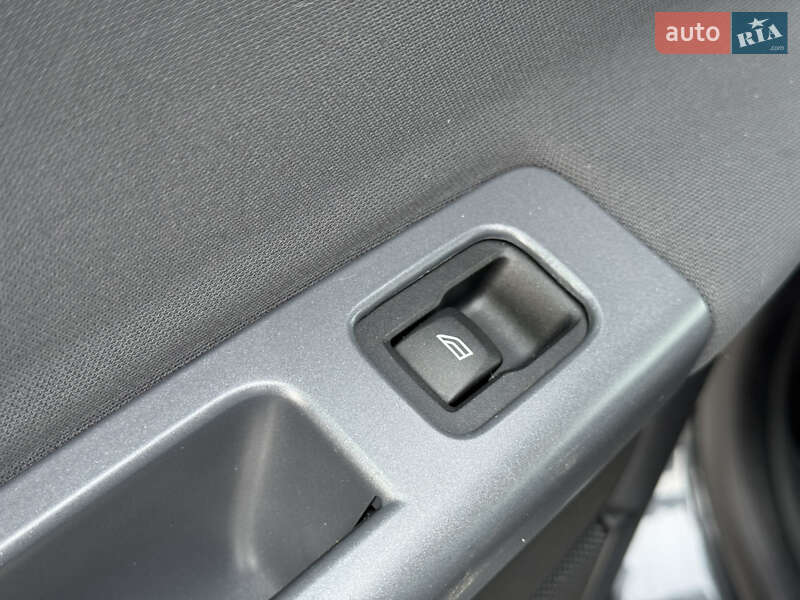 Универсал Volvo V50 2011 в Стрые фото 69 Универсал Volvo V50 2011 в Стрые