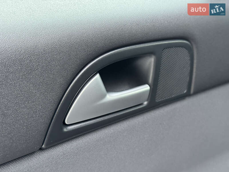 Универсал Volvo V50 2011 в Стрые фото 70 Универсал Volvo V50 2011 в Стрые