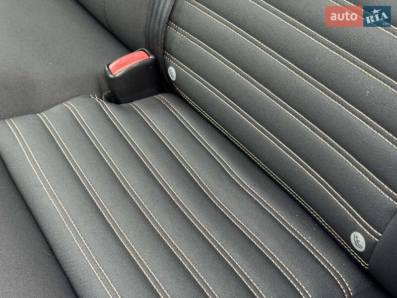 Универсал Volvo V50 2011 в Стрые фото 73 Универсал Volvo V50 2011 в Стрые