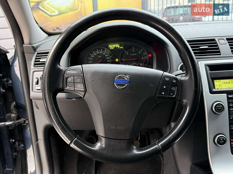Универсал Volvo V50 2010 в Стрые фото 44 Универсал Volvo V50 2010 в Стрые