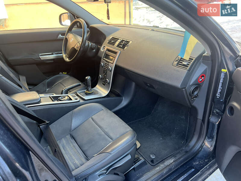 Универсал Volvo V50 2010 в Ровно фото 9 Универсал Volvo V50 2010 в Ровно